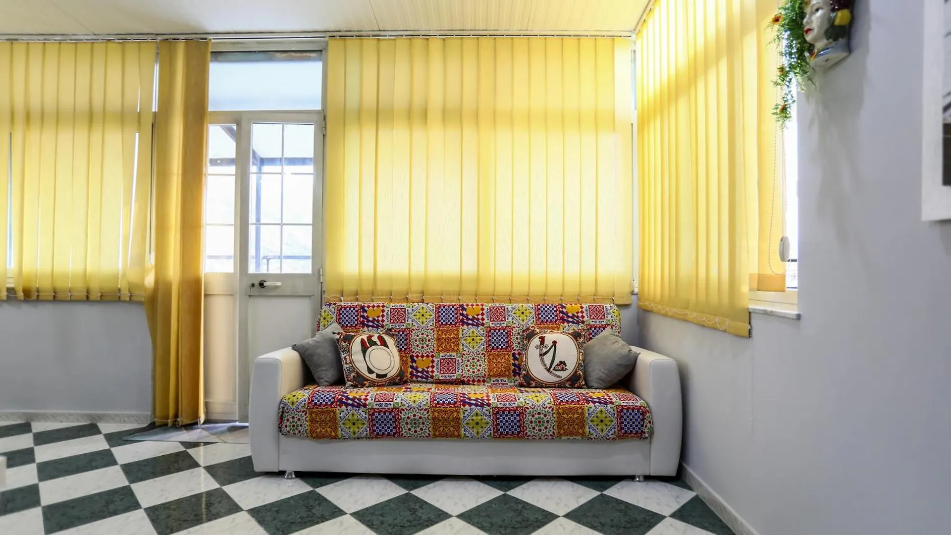 Medea Suite Panoramic Palermo