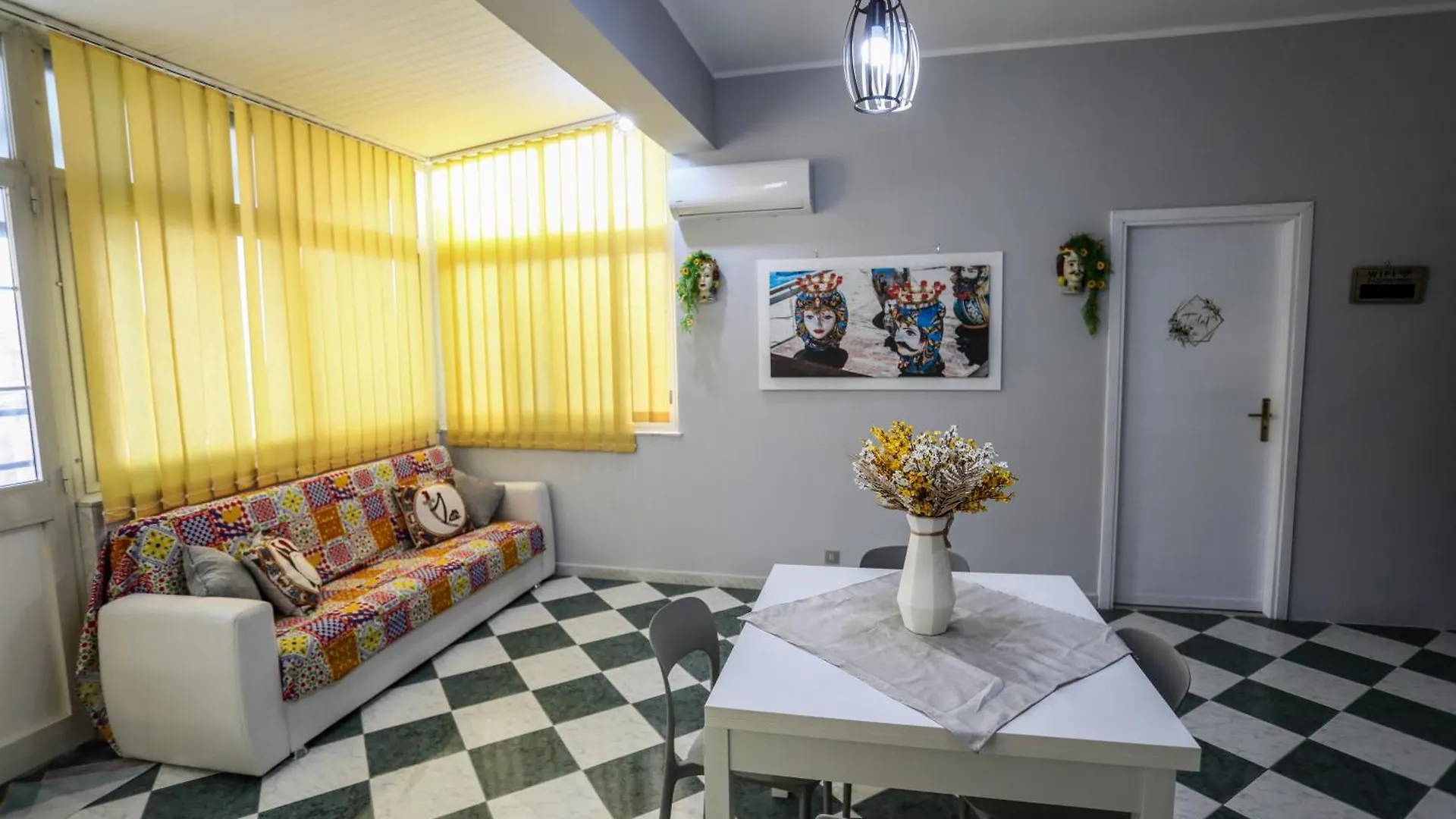 Medea Suite Panoramic Palermo